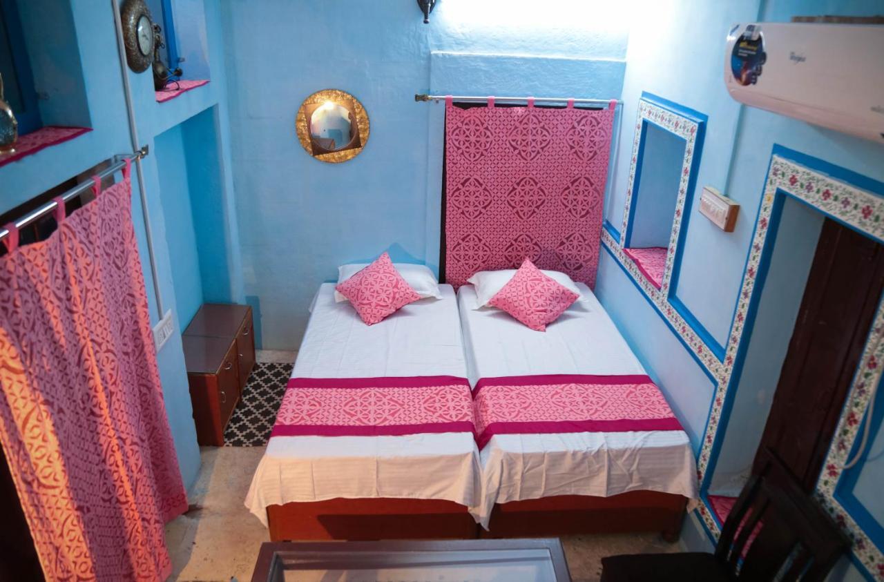 ホテル Purn Haveli ジョードプル エクステリア 写真